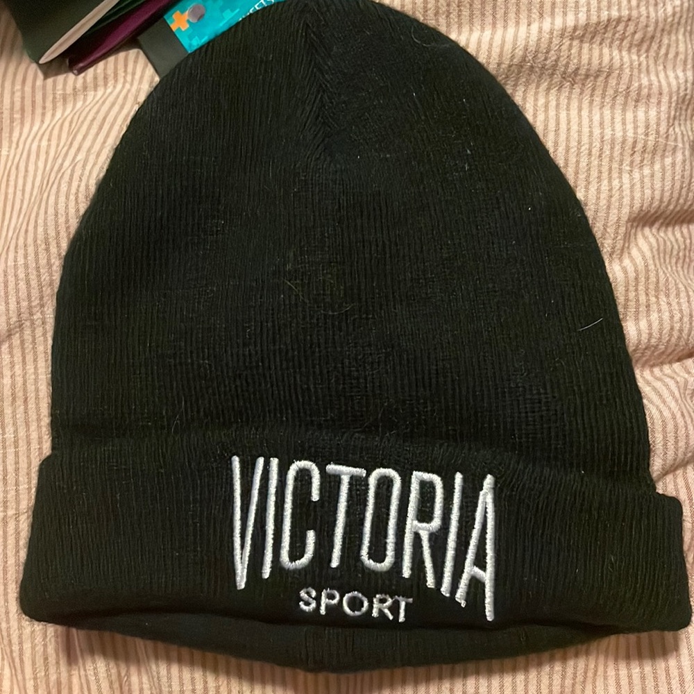 Victoria Sport beanie